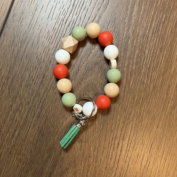 Handmade New Green/White/Tan/Red Holiday-Christmas Silicone Bead Wristlet Keycha - Picture 3 of 5